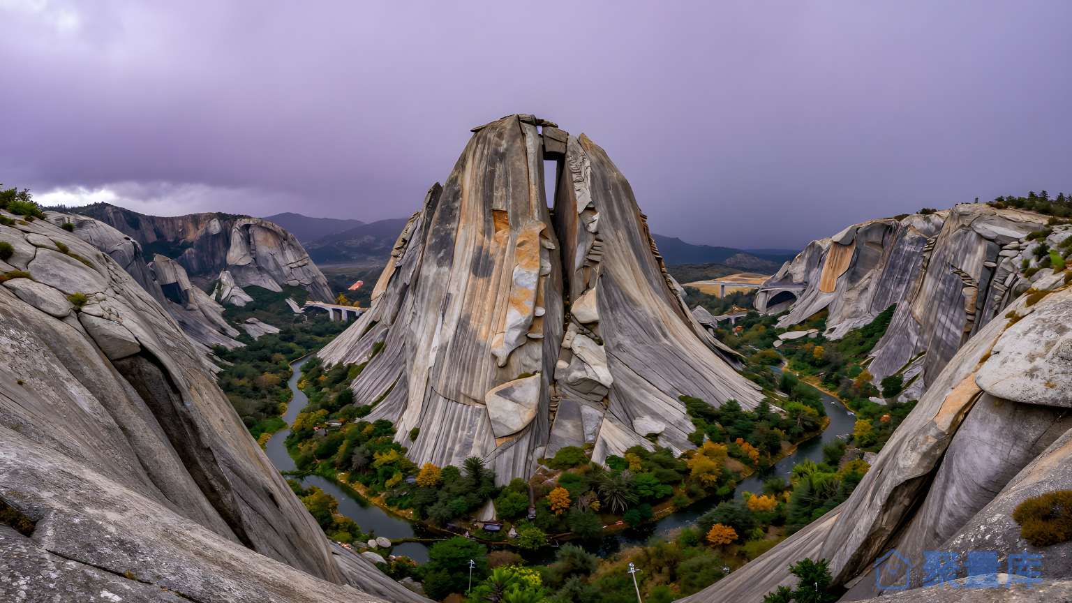 山谷之间的景色 山谷 景色 自然风光 旅游景点