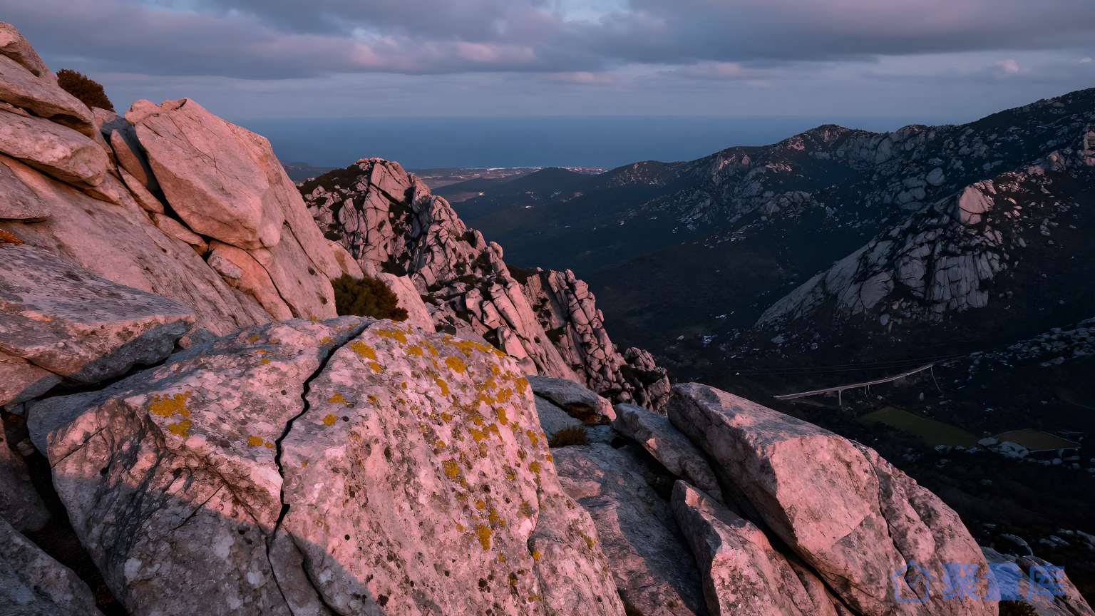 山脉的美景 山脉