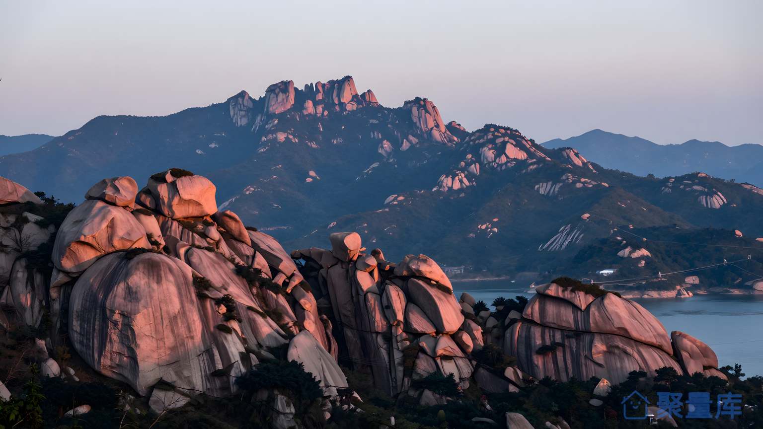山间景色 山脉